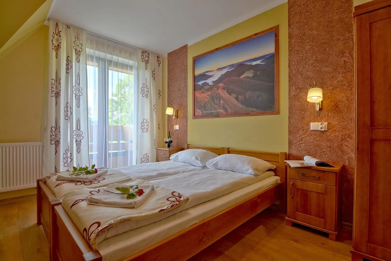 Dvojlôžková izba Comfort/Balkón s vlastnou kúpeľňou a výhľadom na hory